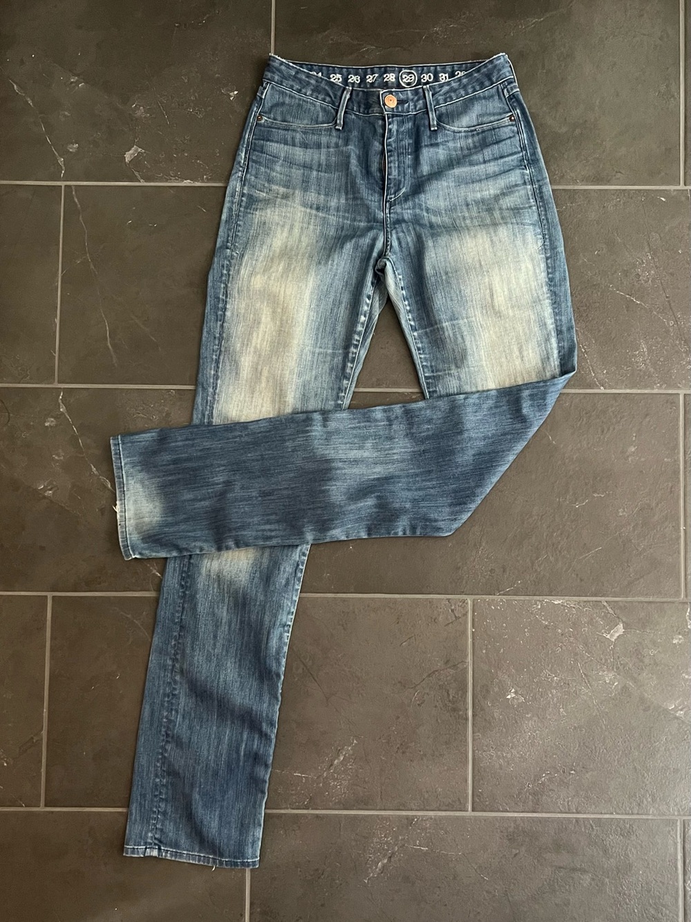 Earnest Sewn  Zazo Nadine Medium Blue Wash Size 29 x 36 Straight Leg Made in US